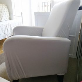 Housses Extensibles de Fauteuil et Canapé - 22 Styles Disponibles (Lot 2 Housses Coussin Assorties Offert) photo review